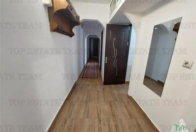 Apartament cu 3 camere decomandat, mobilat în Casa de Cultură - 13