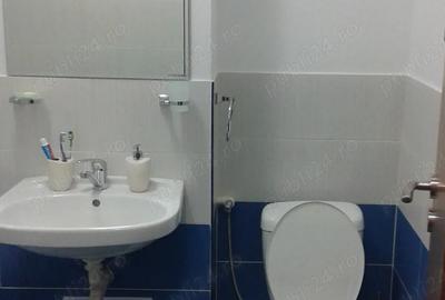 Apartament cu 2 camere semidecomandat în Berceni