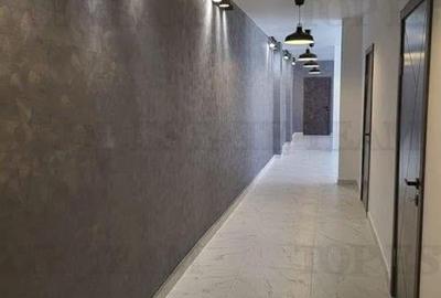 Birouri elegante de inchiriat , central, cladire interbelica renovata,  12 EUR Birouri elegante de inchiriat , central, cladire interbelica renovata,  12 EUR - 1