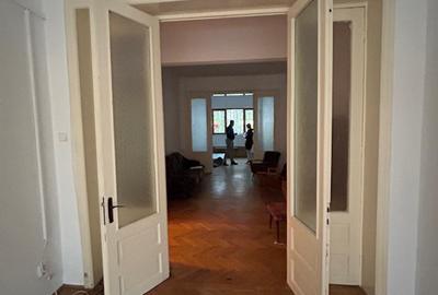 Vânzare |  2 Camere |  Ultracentral | Terasă + Boxă | Potențial Ridicat | - 4