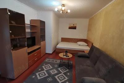 Garsonieră decomandată în Costin Georgian - 3