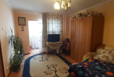 89500 euro -2camere- 57mp -decomandat- metrou 1dec - 3