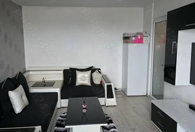 Apartament cu 3 camere decomandat în Nord - 2