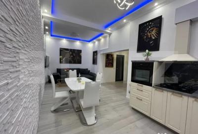 Apartament cu 3 camere decomandat în Central - 6