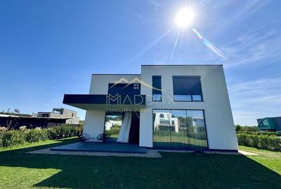 Vila Exclusivista in Mijlocul Naturii *959mp teren*/ 420mpc / Balotesti - 46