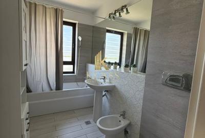 De vanzare apartament decomandat cu 4 camere  in Baneasa - 9