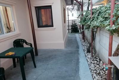 Casa de inchiriat Bulevardul Mamaia zona Delfinariu  800 euro - 18