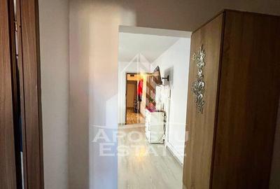 Apartament 3 camere,etaj 3,zona UMT - 2