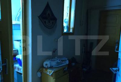 Casa de vanzare, 6 camere, 137 mp, teren 579 mp, zona semice - 3