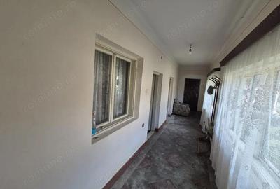 Vanzare casa situata in Targu Jiu, strada Bistri?a - zona Panduri - 6