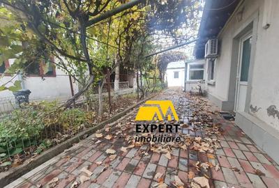 Casă cu 5 camere cu Teren 577 Mp în Brăilița
