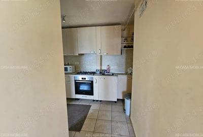Apartament cu 3 camere decomandat în Giarmata - 9
