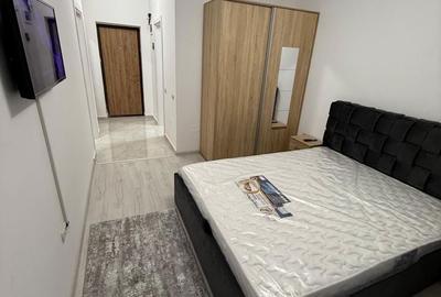 Garsonieră decomandată în Roșu - 2