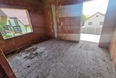 Casă în Sânmihaiu Român - 12