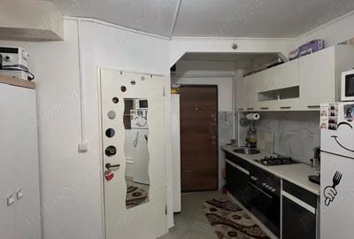 Garsonieră nedecomandată în 1 Mai - 1