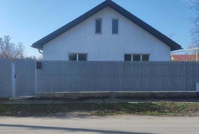 Casă cu 3 camere în Central - 9