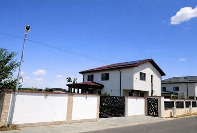 Casă individuală cu 4 camere cu Teren 700 Mp în Ghionea - 2