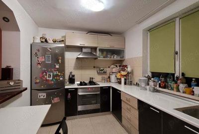 2 Case in oglinda - 7