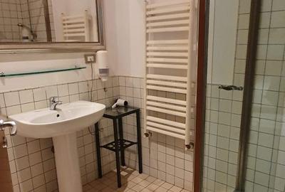 Garsoniera moderna, c-tie noua, vedere spre gradina Mitropoliei - 7
