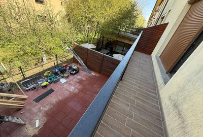 Apartament cu 3 camere decomandat în Central - 24