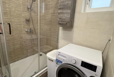 Casă cu 4 camere în Tunari