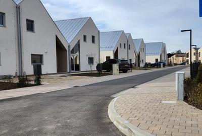 Vila la 13 minute de Bucuresti / 119 mp / Liziera de Lac / Comision 0% - 1