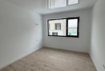 VILA  P+1 LA VANZARE - CARTIER REZIDENTIAL OVIDIU - VEDERE FRONTALA LAC - - 4