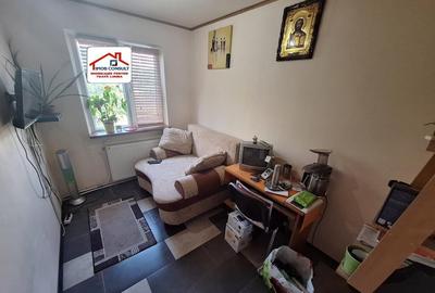 Etaj intermediar! Decomandat! Trei camere! CE1159 - 9