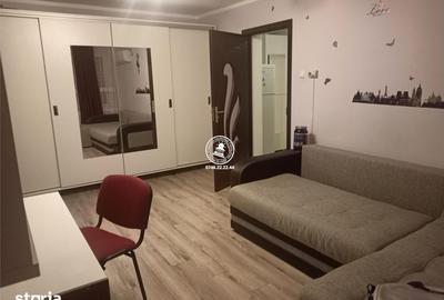 Apartament cu 2 camere semidecomandat în Tătărași