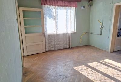 Casă individuală cu 4 camere cu Teren 1372 Mp în Turcheș