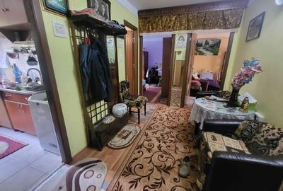 Apartament cu 2 camere decomandat în Banca Națională