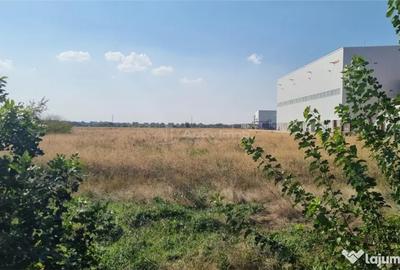 Teren de 25000 mp, în Central - 3