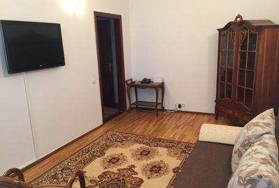 Apartament cu 2 camere decomandat în Plopilor