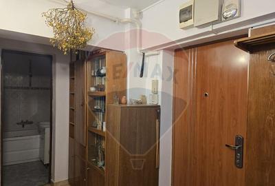 Apartament cu 2 camere de inchiriat in zona Central - 2