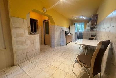 Apartament 3 camere, 67mp, parter, Zona de Sud - 2