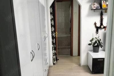 Apartament cu 2 camere decomandat în Rahova