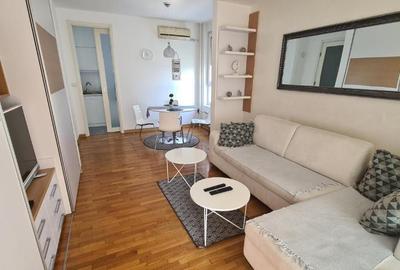Apartament cu 2 camere decomandat în Centrul Civic