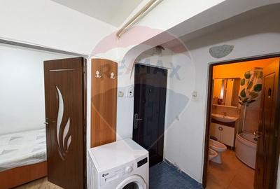 Apartament cu 3 camere decomandat în Sud - 10