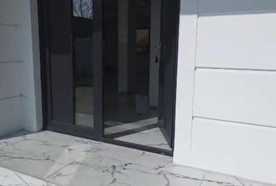 Casă cu 3 camere cu Canalizare în Central - 6