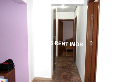 Apartament cu 3 camere decomandat în P-ța Mihai Viteazu - 10