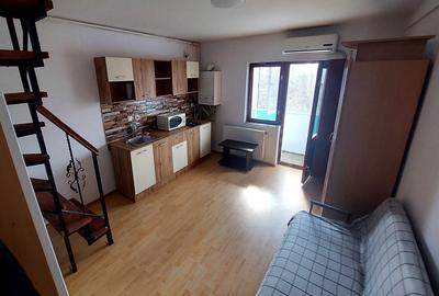 Apartament cu 2 camere semidecomandat în Apărătorii Patriei