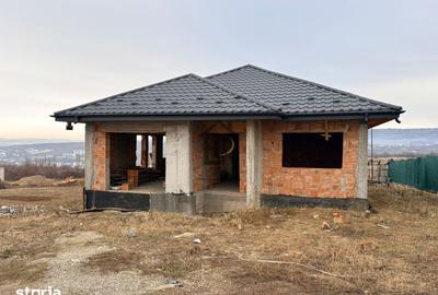 Casă cu 4 camere cu Teren 350 Mp în Bucium - 7