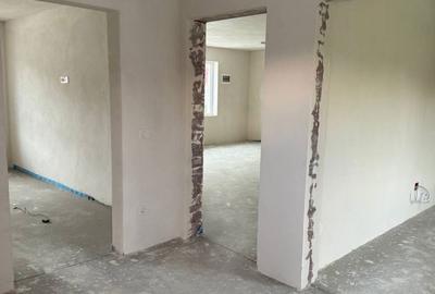 Apartament cu 3 camere decomandat în Mogoșești - 7