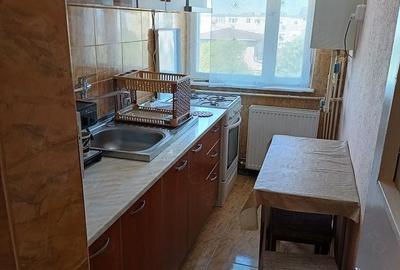 Apartament cu 2 camere nedecomandat în 14 Mai - 5