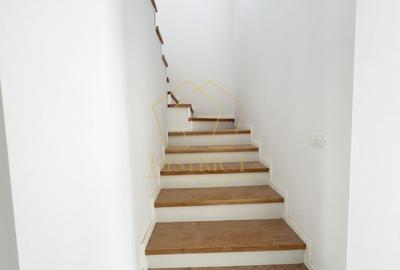 Duplex cu 5 camere cu Canalizare în Dumbrăvița - 10