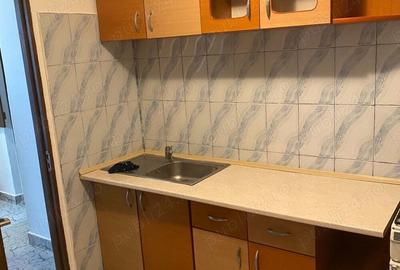 Inchiriez garsoniera 42 mp decomandata , confort 1 - 10