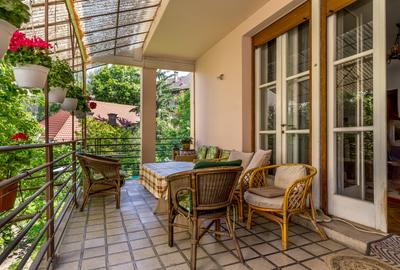 Duplex interbelic cu farmec istoric, in inima Clujului, Str. Crisan - 1