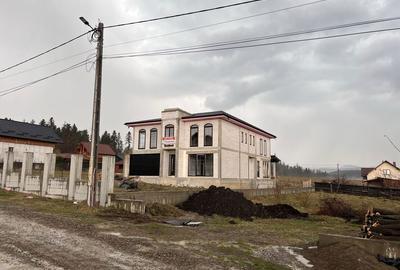 Casă cu 4 camere în Volovăț - 8