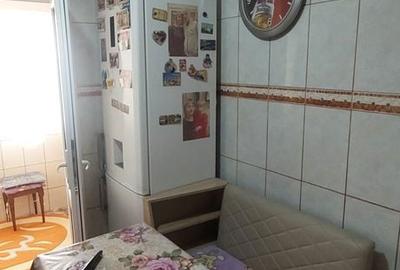 Apartament cu 3 camere decomandat în Central - 8