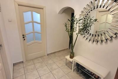 De inchiriat  apartament 4 camere renovat, centrala proprie si loc de parcare - 3